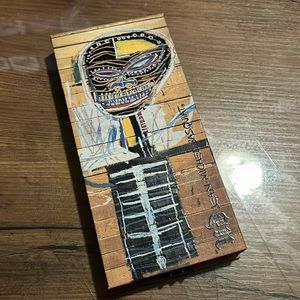 Urban Decay x Jean-Michel Basquiat Gold Groit